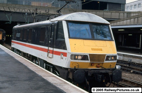90006 at Euston