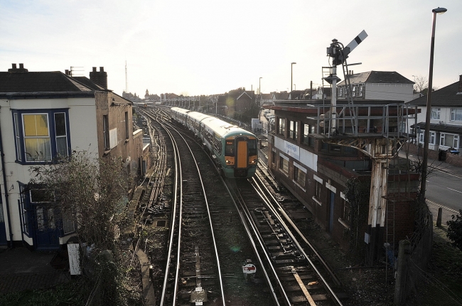 377105 at Bognor Regis (26/1/08)