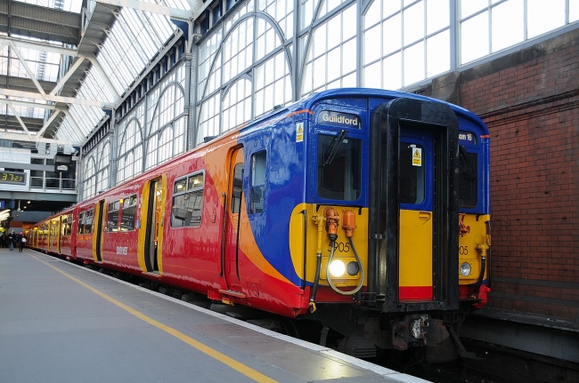 455905 at London Waterloo (9/2/08)