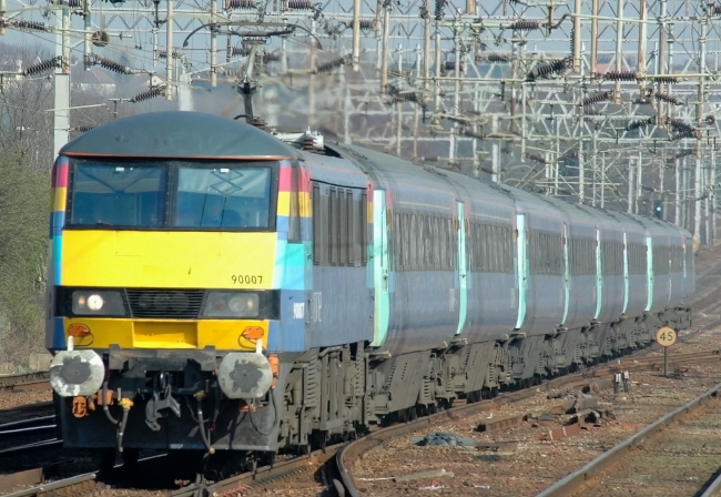 90007 at Colchester North (26/3/07)