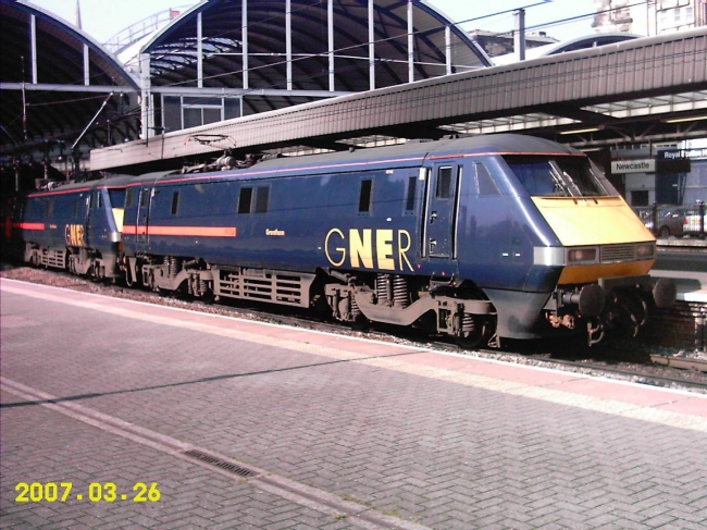 Class 91's at Newcastle