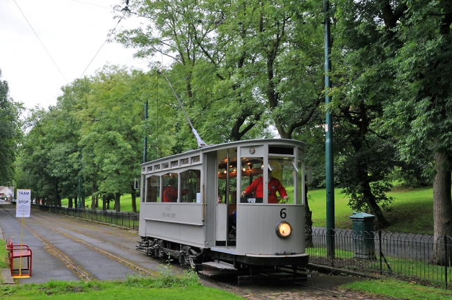No. 6 at the Heaton Park Tramway, Manchester (31/8/09)