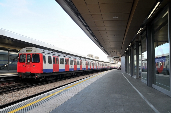 Wood Lane London Underground Station (27/10/08)