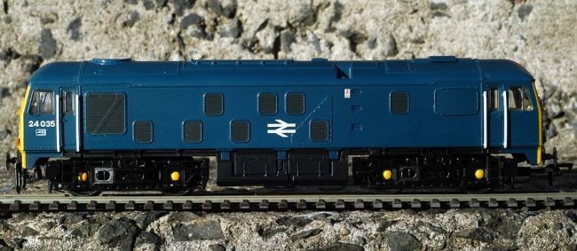 Bachmann Class 24DS #24 035
