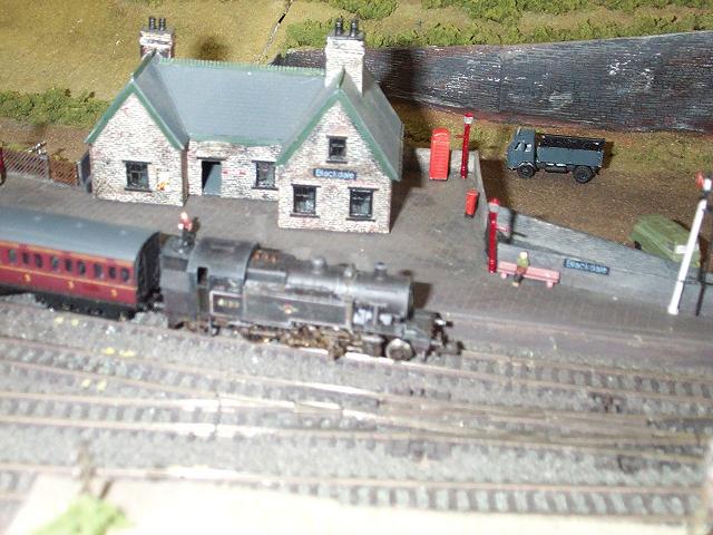 Ivatt 2MT 41312 stops at Blackdale