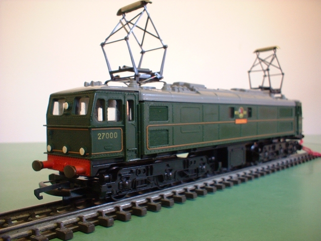 Tri-ang R.351 EM2 Locomotive Electra