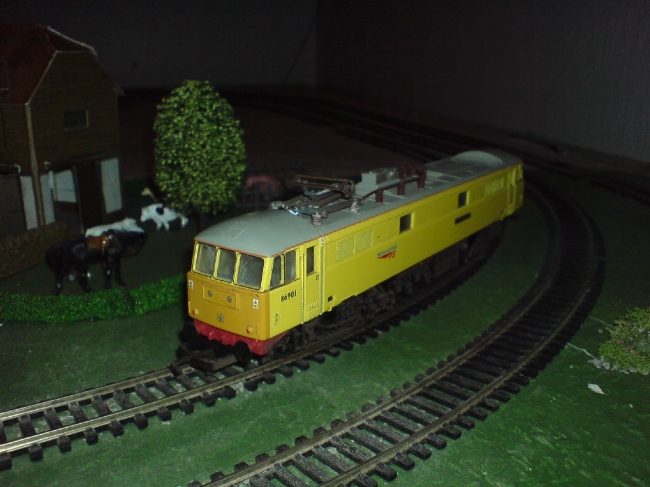 Network Rail class 86901