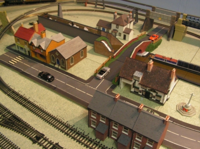 Model Railway Town Shops 2 & Canal Lock