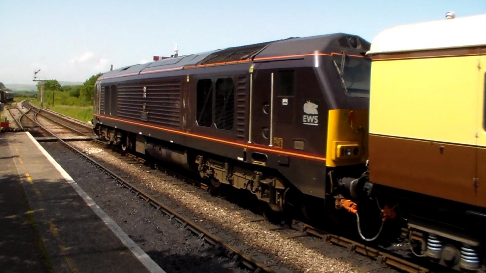 67005 Queens Messenger