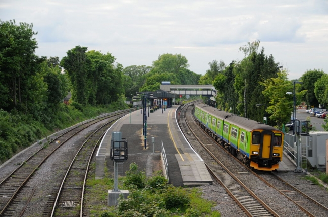 150214 and 150101 at Dorridge (19/5/08)