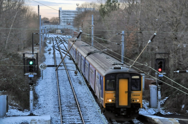 150222 and 150146 at Hazel Grove (5/1/09)