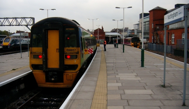 158857, 158799 and 222001 at Nottingham (12/10/07)