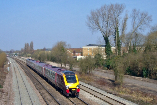 220016 at Oxford (21/3/09)
