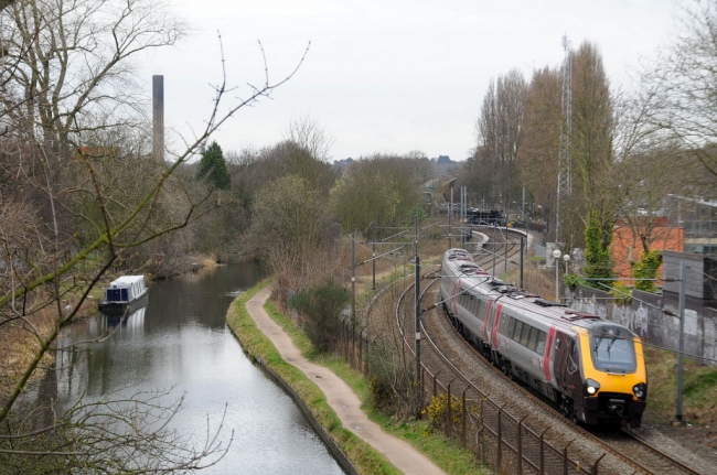 220025 at Birmingham University (13/3/08)
