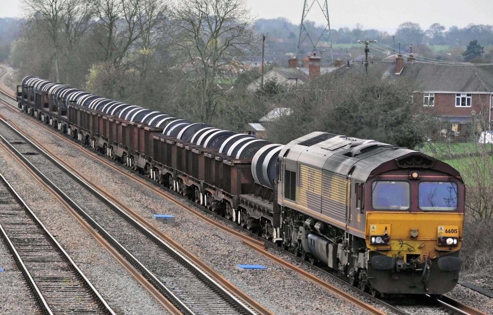 66015 at Stoke Prior (18/3/11)