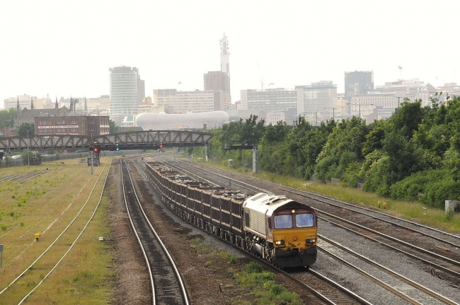 66079 at Small Heath (14/6/08)
