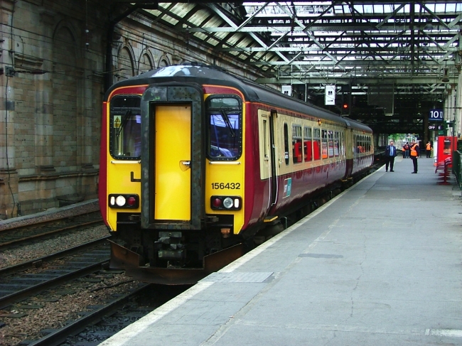Class 156 156432 Waverley