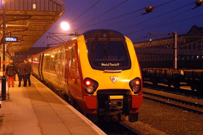 220 014 Doncaster 29-03-2005