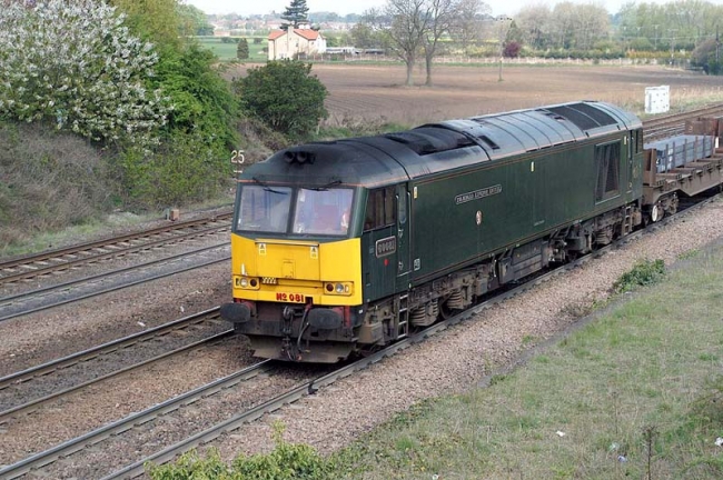 60 081 Monk Fryston 22-04-2003
