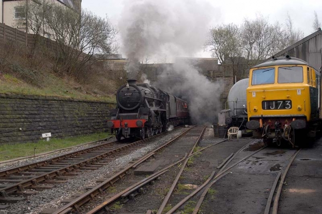 45337 Bury Bolton St 28-03-2005