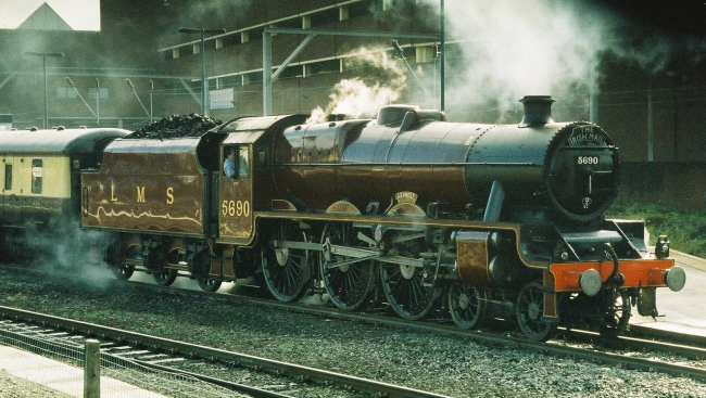 5690 Leander at Walsall (1)