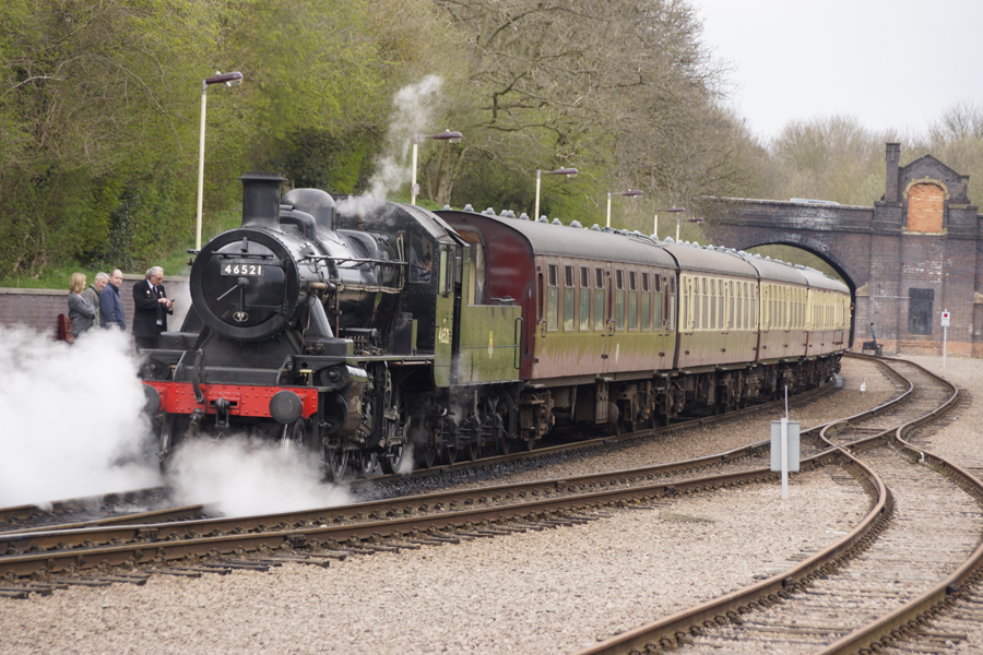46521