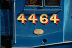 4464